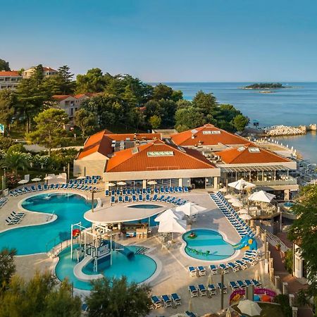 Maistra Select Belvedere Resort Vrsar Bagian luar foto
