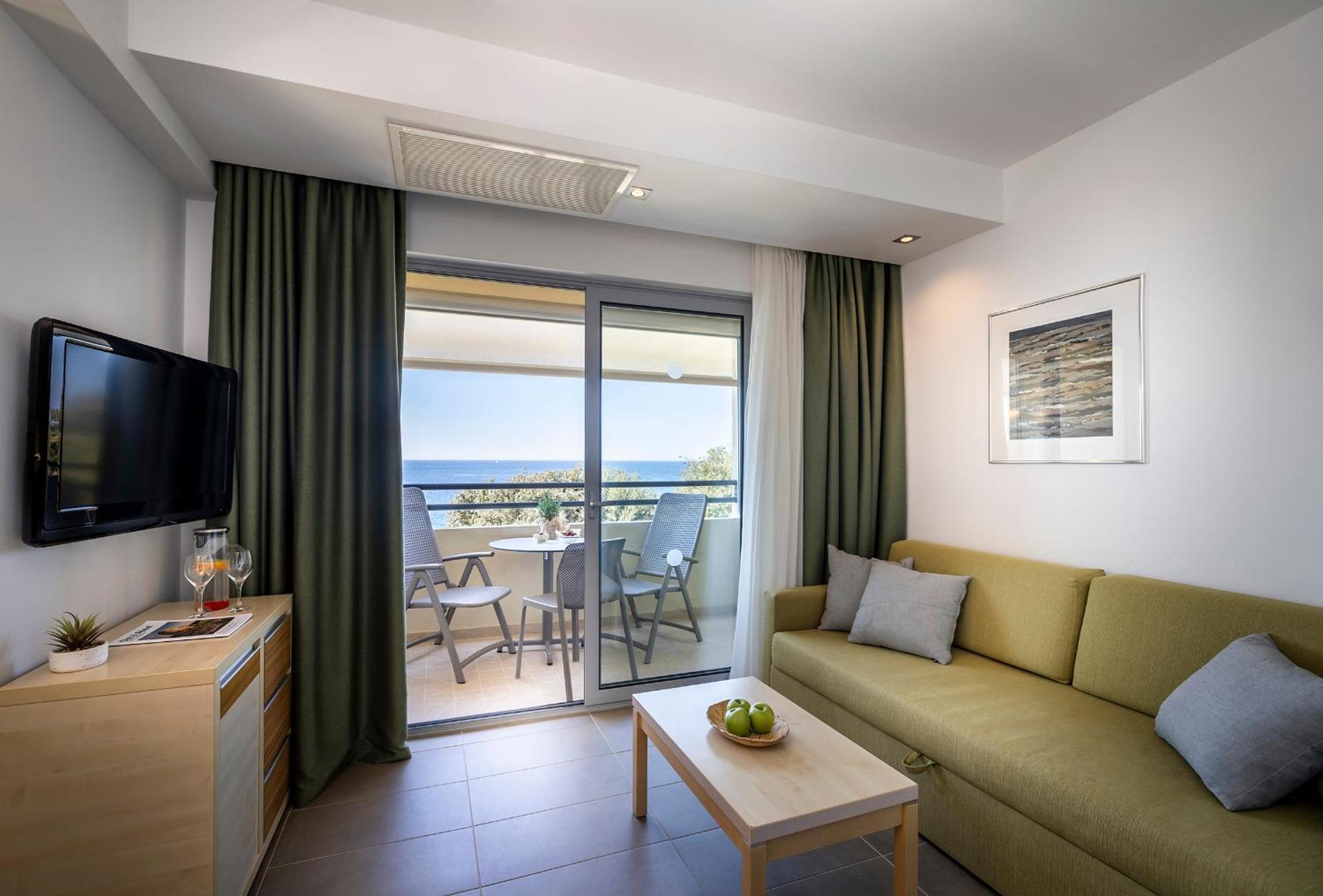 Maistra Select Belvedere Resort Vrsar Bagian luar foto