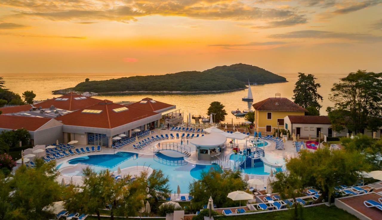 Maistra Select Belvedere Resort Vrsar Bagian luar foto